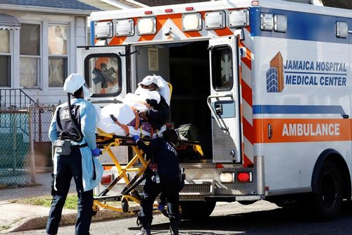 82.000 người Mỹ có thể tử vong vì virus bất chấp các lệnh phong tỏa