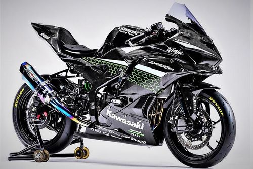 Khám phá Kawasaki ZX-25R phiên bản chạy track - mạnh hơn, nhẹ hơn
