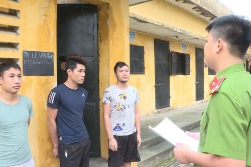 Bắt giữ người để đòi nợ, 3 thanh niên bị khởi tố