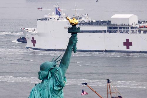Số người chết vì COVID-19 tăng cao, thống đốc New York khẩn cầu giúp đỡ