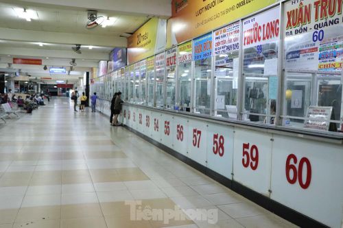 Bến xe lớn nhất Sài Gòn vắng hoe trước giờ tạm ngưng hoạt động toàn bộ xe khách
