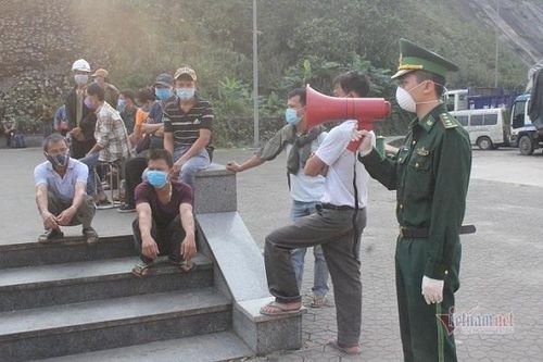 Thượng úy Bộ đội Biên phòng: 'Hết dịch anh sẽ về cưới em'