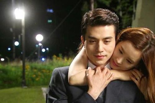 Nếu cuộc sống vợ chồng xuất hiện dấu hiệu này, báo hiệu 90% người kia đang ngoại tình