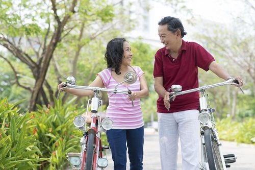 8 cách hạ huyết áp tự nhiên bên cạnh việc dùng thuốc