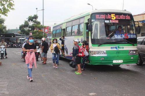 Tạm dừng hoạt động vận tải hành khách công cộng kể từ ngày 1-4