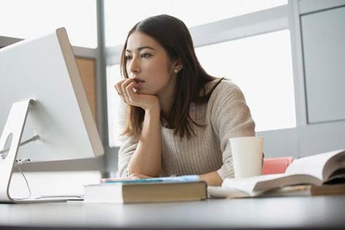 Ngồi suốt 8 giờ, nữ tăng nguy cơ tim mạch, đái tháo đường