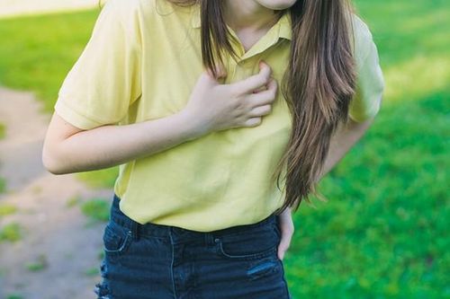 Không bệnh gì nhưng có triệu chứng giống hệt COVID-19, chuyện gì đang xảy ra vậy?