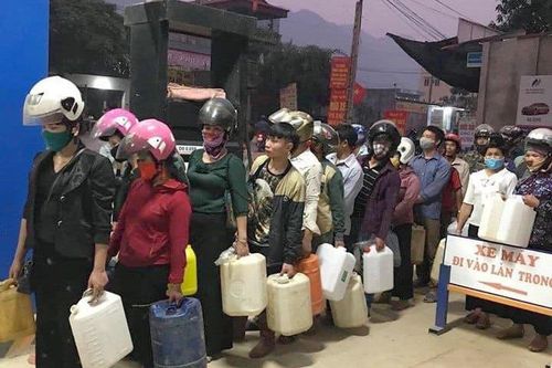 TP.HCM không bán xăng cho người mua tích trữ