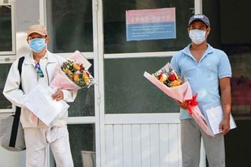 Ninh Thuận: Hai bệnh nhân nhiễm Covid-19 xuất viện