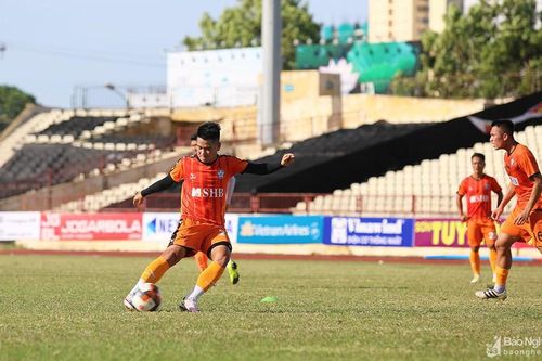 Công Phượng, Trọng Hoàng và Âu Văn Hoàn lọt Top 5 cầu thủ đắt giá nhất V.League 2020