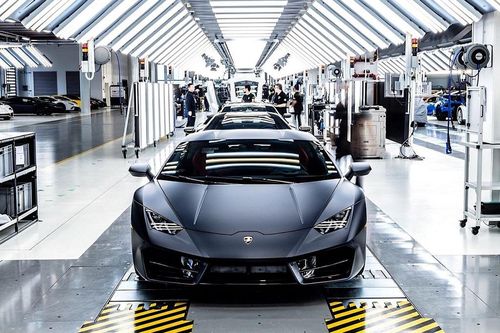 Hãng siêu xe Lamborghini sản xuất khẩu trang chống dịch COVID-19