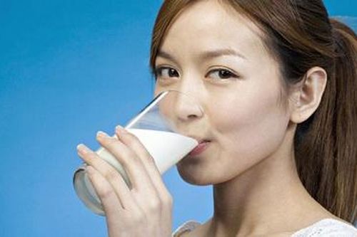 99% chị em có thói quen này cứ tưởng là tốt nhưng hóa ra lại 'tàn phá' nhan sắc khủng khiếp