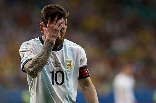 Messi bị CĐV Argentina 'ghẻ lạnh'