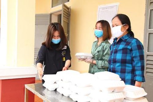 Đảm bảo an toàn thực phẩm cho công dân tại các khu cách ly tập trung
