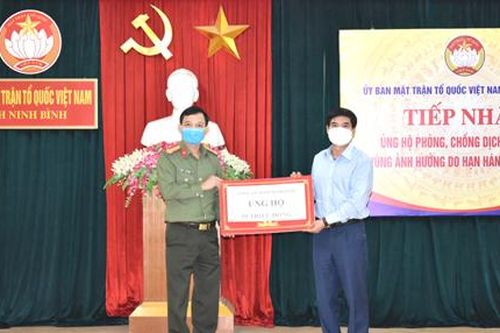 Công an tỉnh ủng hộ 50 triệu đồng phòng, chống dịch Covid-19