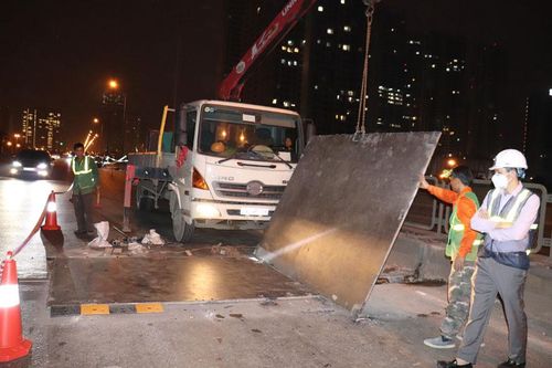 Đổi phương án sửa khe co giãn đường Vành đai 3 trên cao để bảo đảm an toàn giao thông