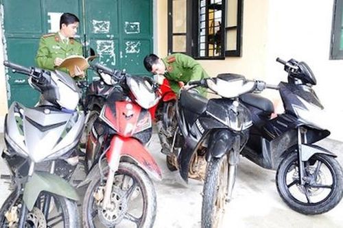 Bắt nhóm 9X gây ra hàng loạt vụ trộm ở Đồng Nai