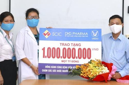 Dược Hậu Giang làm 'hậu phương vững chắc' cho bệnh viện tuyến đầu phòng dịch