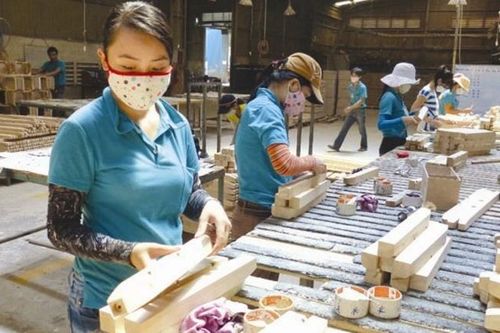 Đưa sản phẩm gỗ nội thất lên sàn thương mại điện tử