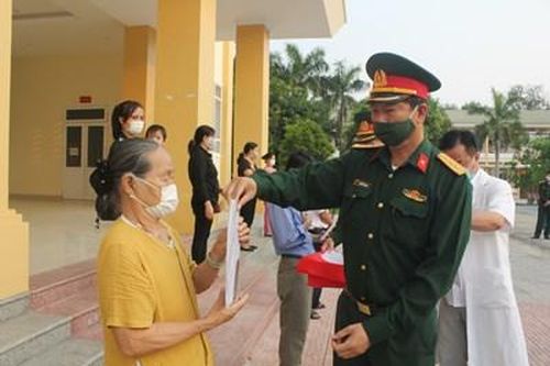Nhiều công dân hoàn thành thời gian cách ly tập trung trở về gia đình