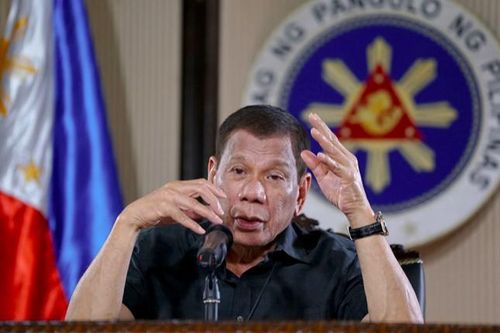Tổng thống Philippines cho phép bắn người vi phạm quy định cách ly COVID-19