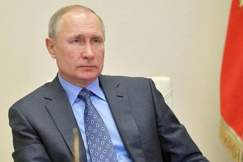 Putin ký luật trao Chính phủ Nga quyền khẩn cấp chống Covid-19