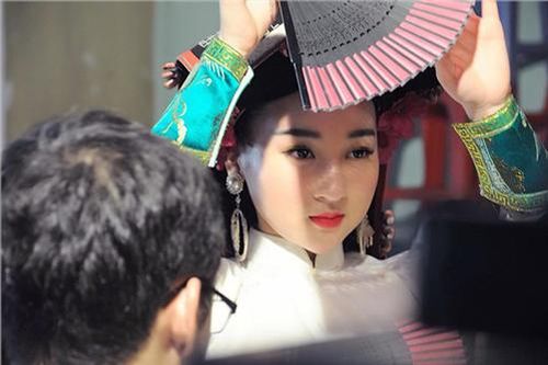 Bất ngờ trước nhan sắc ngày càng xinh đẹp của cô đồng Hà thành 9X từng 'gây sốt' dư luận cách đây 4 năm