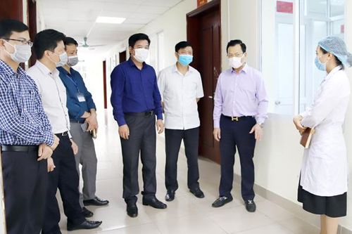 Phó Chủ tịch UBND tỉnh Hoàng Quốc Khánh kiểm tra công tác phòng, chống Covid-19