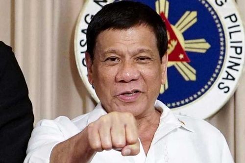 Thổng thống Philippines cho phép bắn hạ người chống đối cách ly