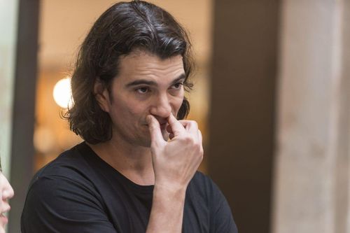Cựu CEO WeWork mất đứt gần 1 tỷ USD vì SoftBank 'lật kèo'