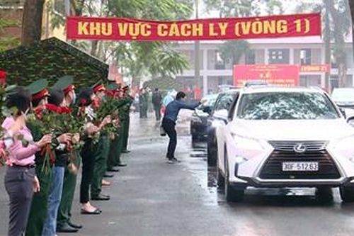 Mang theo tình cảm, niềm tin về nhà