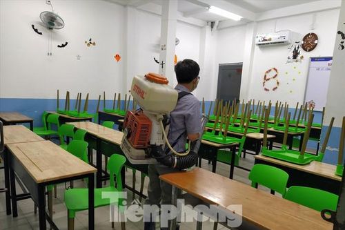 Trường học được dùng tiền chăm sóc sức khỏe ban đầu để phòng dịch COVID-19