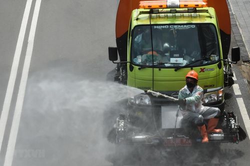 Hơn 200 công dân Indonesia ở nước ngoài mắc dịch COVID-19