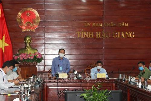 Hậu Giang quyết liệt phòng chống COVID-19 nhưng không 'ngăn sông, cấm chợ'