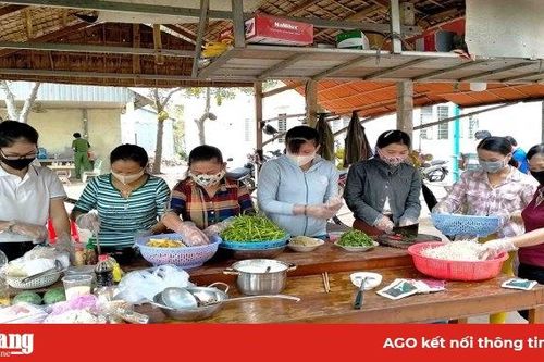 Hội Liên hiệp Phụ nữ TX. Tân Châu tham gia phòng, chống dịch bệnh Covid-19