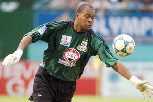 Phan Văn Santos giữ kỷ lục khó tin ở AFC Champions League