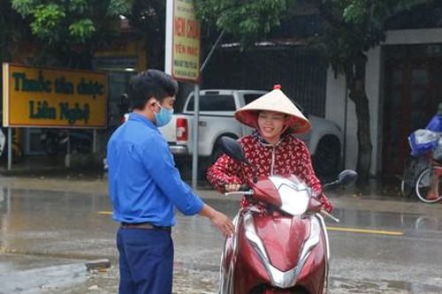 Ninh Bình có trên 900 trường hợp liên quan đến Bệnh viện Bạch Mai