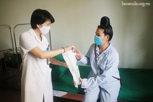 Bệnh viện Y dược cổ truyền Sơn La: Chương trình 'Ngày đồng hành cùng người bệnh lần thứ 3 năm 2020'