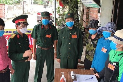 Những cựu chiến binh xông pha chống 'giặc Covid-19'