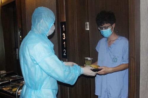 Cùng tiếp sức cho các 'chiến sĩ' áo trắng Bệnh viện Bạch Mai