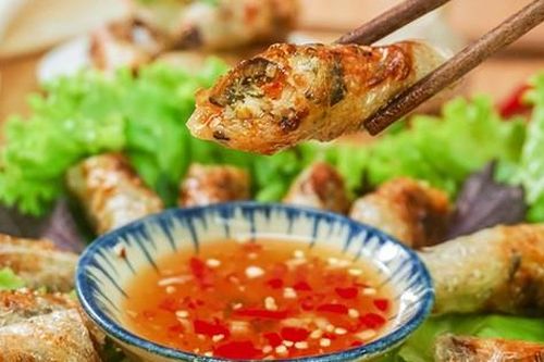 Chiên nem, chả giò theo bí quyết này đã giòn tan, lại lâu ỉu, nhìn đã mê, ăn càng phê
