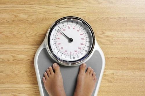 Nguyên nhân nào khiến bạn bỗng dưng tăng cân?