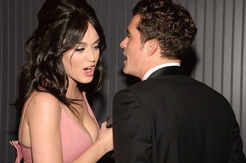 Katy Perry tiết lộ sẽ sinh con gái đầu lòng