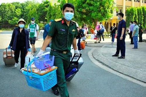 Niềm vui hoàn thành thời gian cách ly