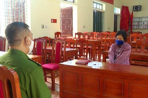 30 năm lưu lạc