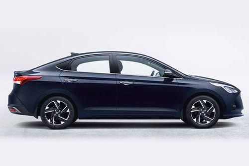 Cận cảnh xe sedan Huyndai giá gần 300 triệu đồng