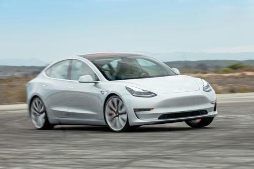 Doanh số bán xe của Tesla vẫn vượt trội trong quý I/2020