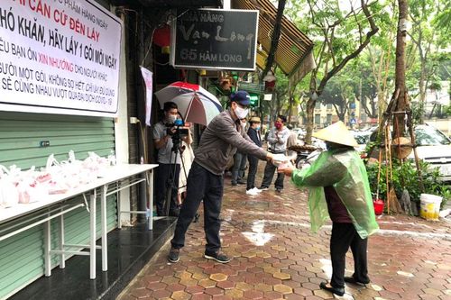 Chung tay đẩy lùi dịch Covid-19
