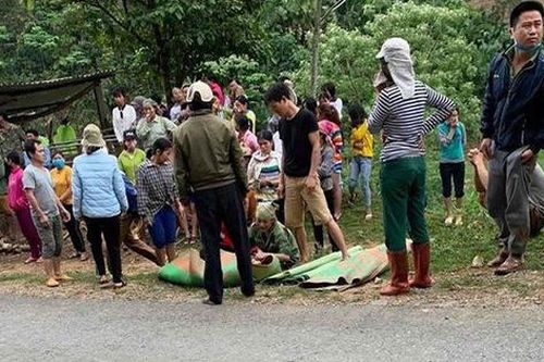 Xe công nông mất phanh lao xuống vực sâu, 2 người tử vong