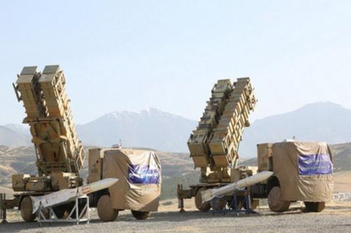 Iran 'rải' tên lửa phòng không dọc Eo biển Hormuz, sẵn sàng cuộc chiến với Mỹ